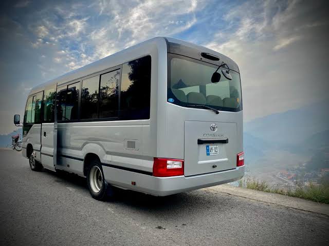 Car 3